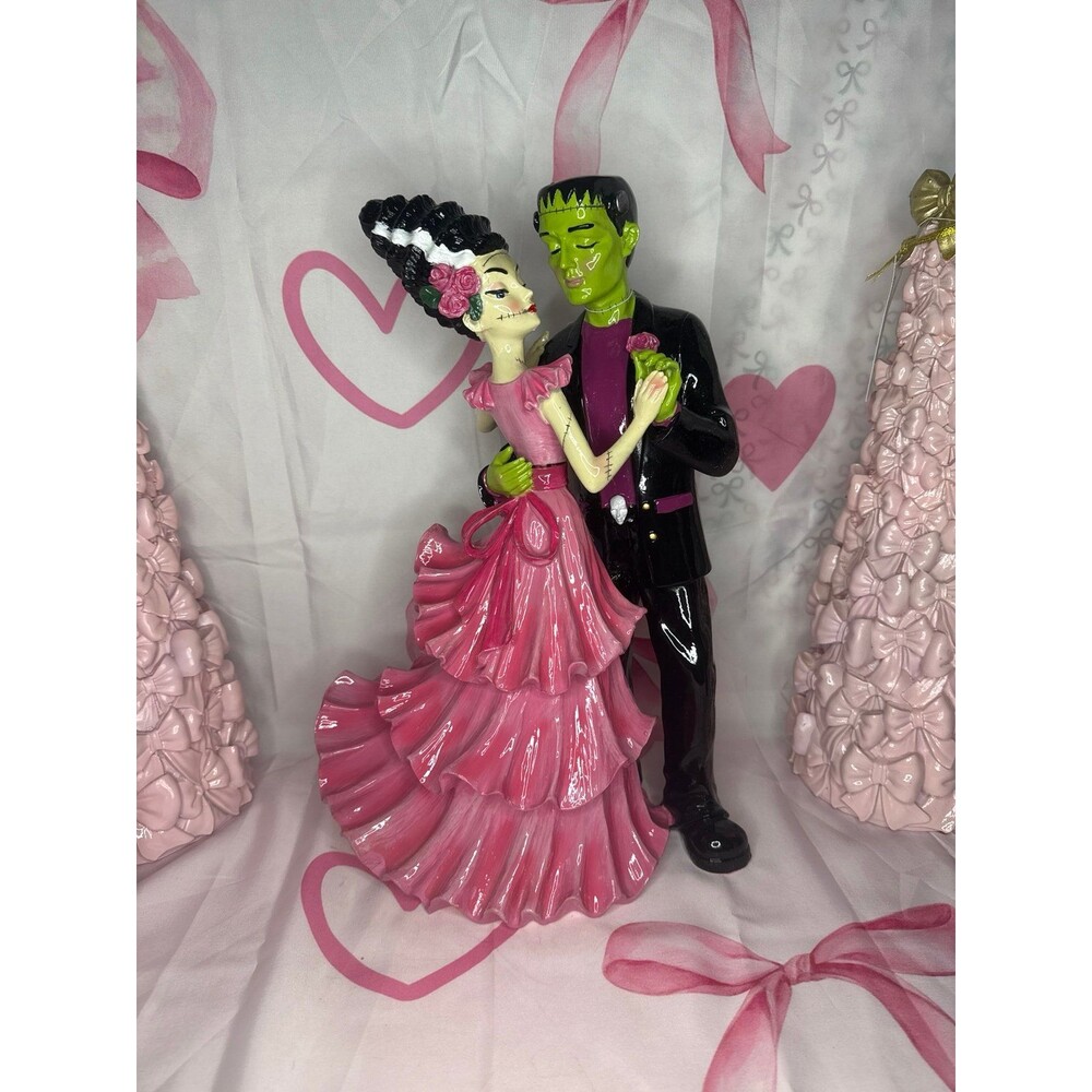 Goblin & Ghoul Dancing Frankenstein And Beautiful Bride